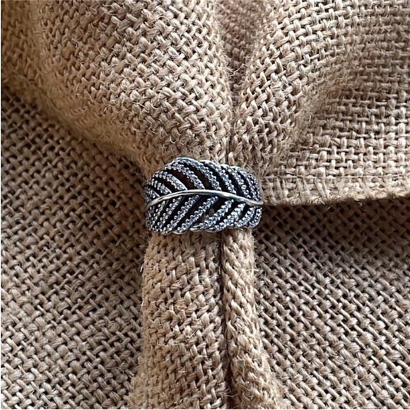 Sterling Silver Ring Leaf Pandora CZ Bling NEW Size 7 - Picture 10 of 13